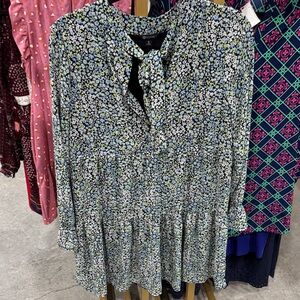 Versona Floral Tie-Neck Dress in Blue and White